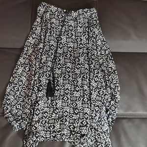 Flowy Hollister Skirt